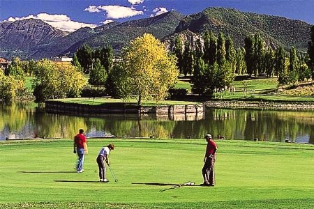 GOLF WITH MOTORHOME IN LOMBARDY